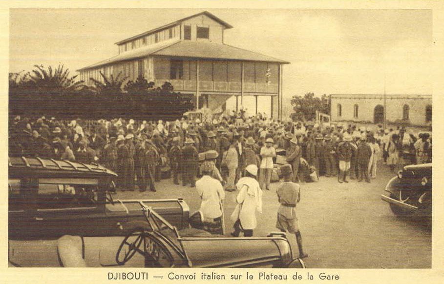 Convoi de ravitaillement italien à Djibouti, c. 1936-1938