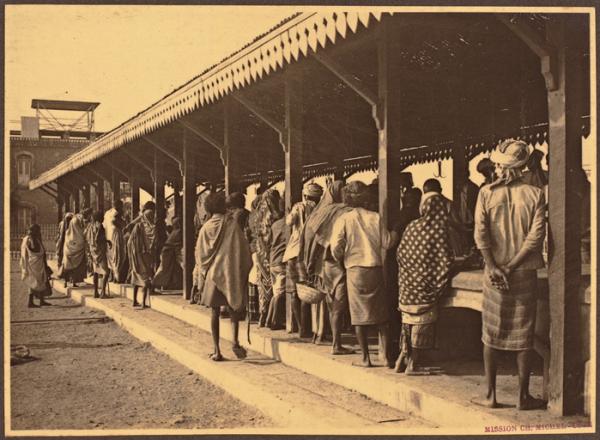 Un coin du marché couvert 1922