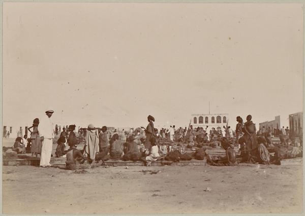 La place Mahamoud Harbi (1893)