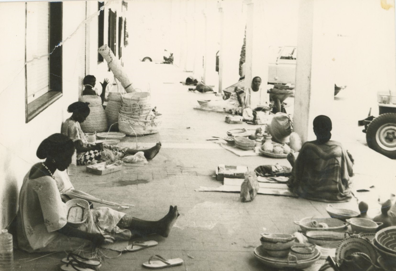 Artisanes dans les rues de Djibouti 1970-1990